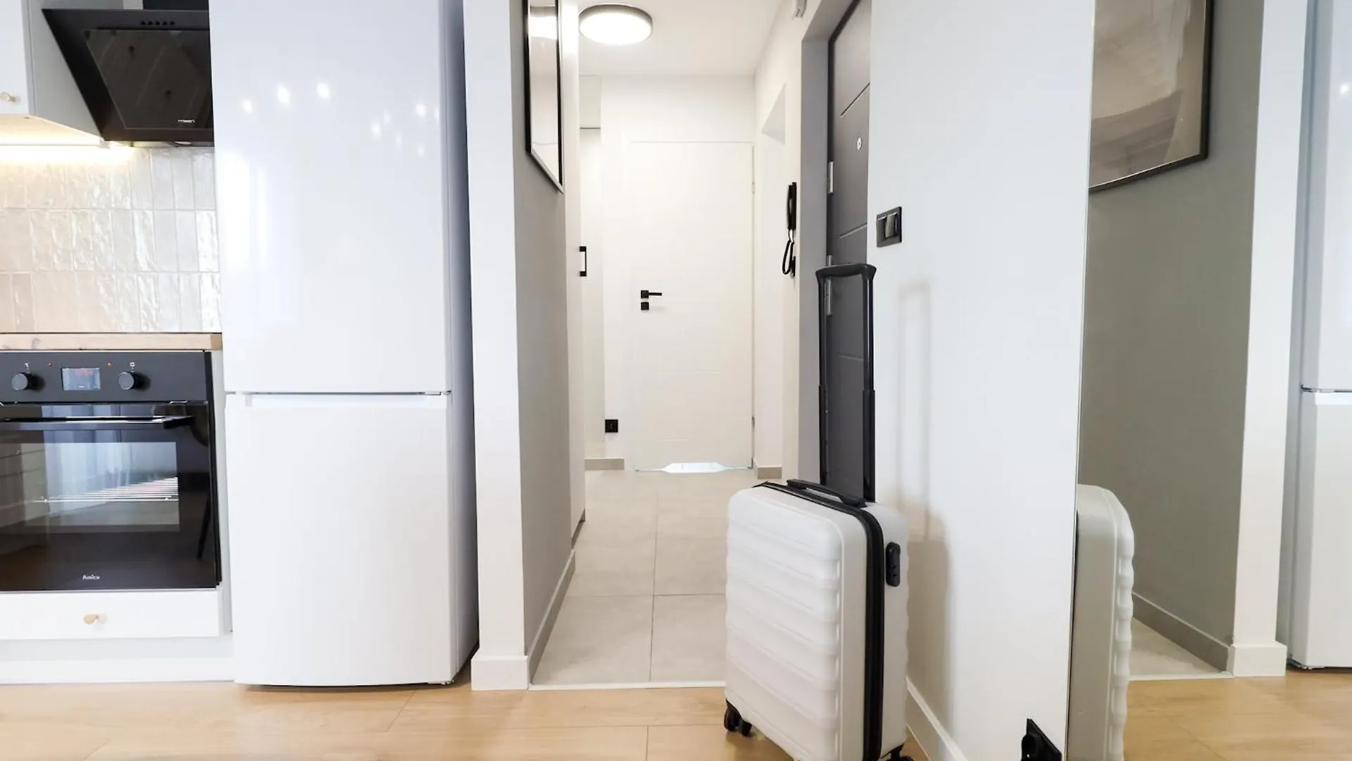Prime Center Point Apartment Poznan