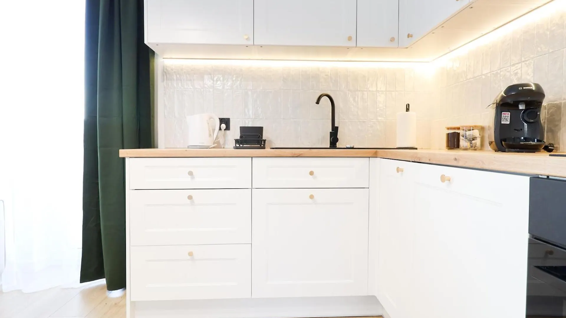 Prime Center Point Apartment Poznan Poland